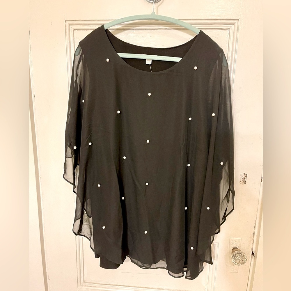 NWT 22/24W Black chiffon popover blouse with faux white pearls